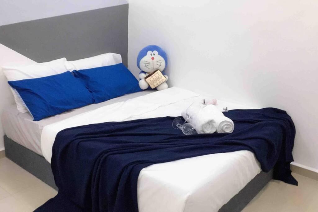 조호르 바루 22Pax :Taman Pelangi Party House Nearby Midvelly 빌라 외부 사진