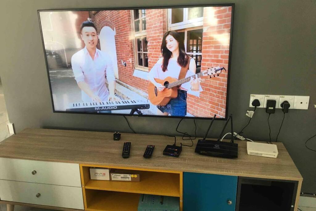 조호르 바루 22Pax :Taman Pelangi Party House Nearby Midvelly 빌라 외부 사진