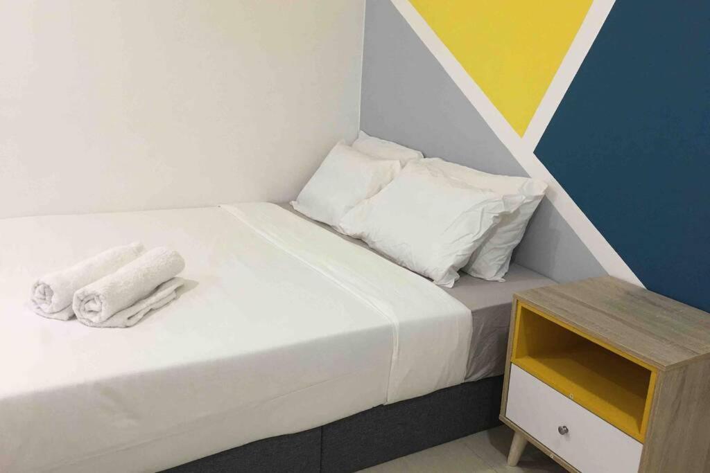 조호르 바루 22Pax :Taman Pelangi Party House Nearby Midvelly 빌라 외부 사진